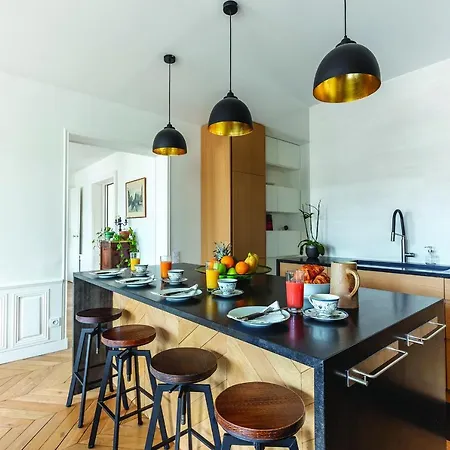 Historical - Odéon, Rive Gauche - 170 M2 Appartement