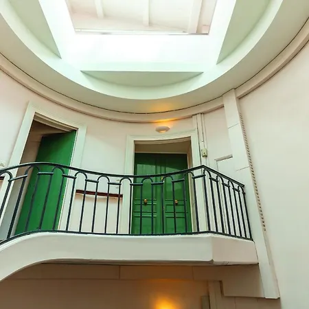Historical - Odeon, Rive Gauche - 170 M2 דירה *